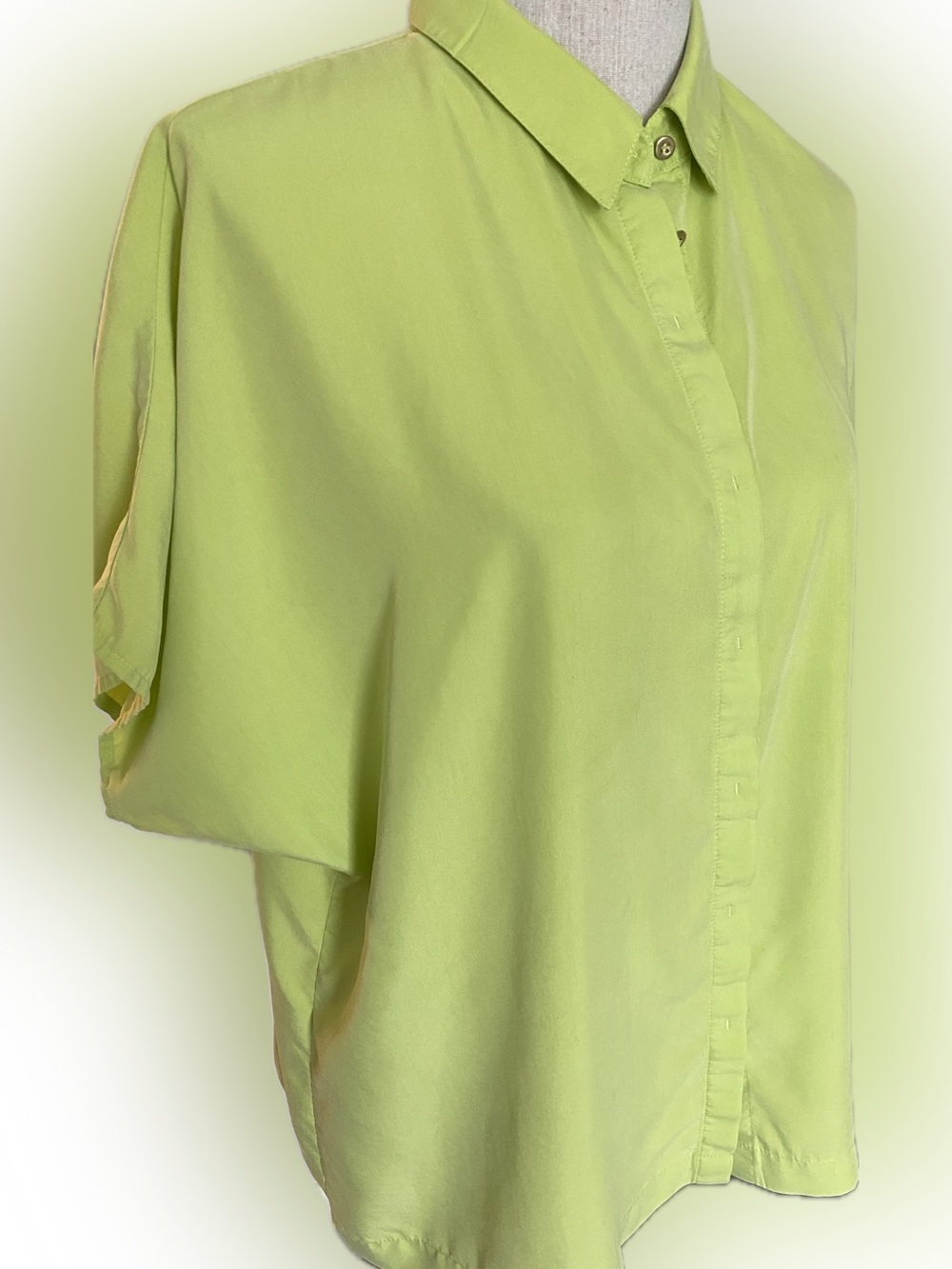 Chico’s citrus green top